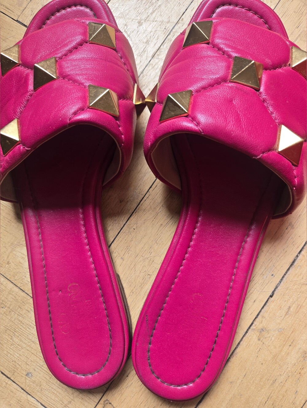 Valentino Pink Quilted Roman Stud Slide Sandals with Gold Pyramid Studs 38 - Picture 3 of 9